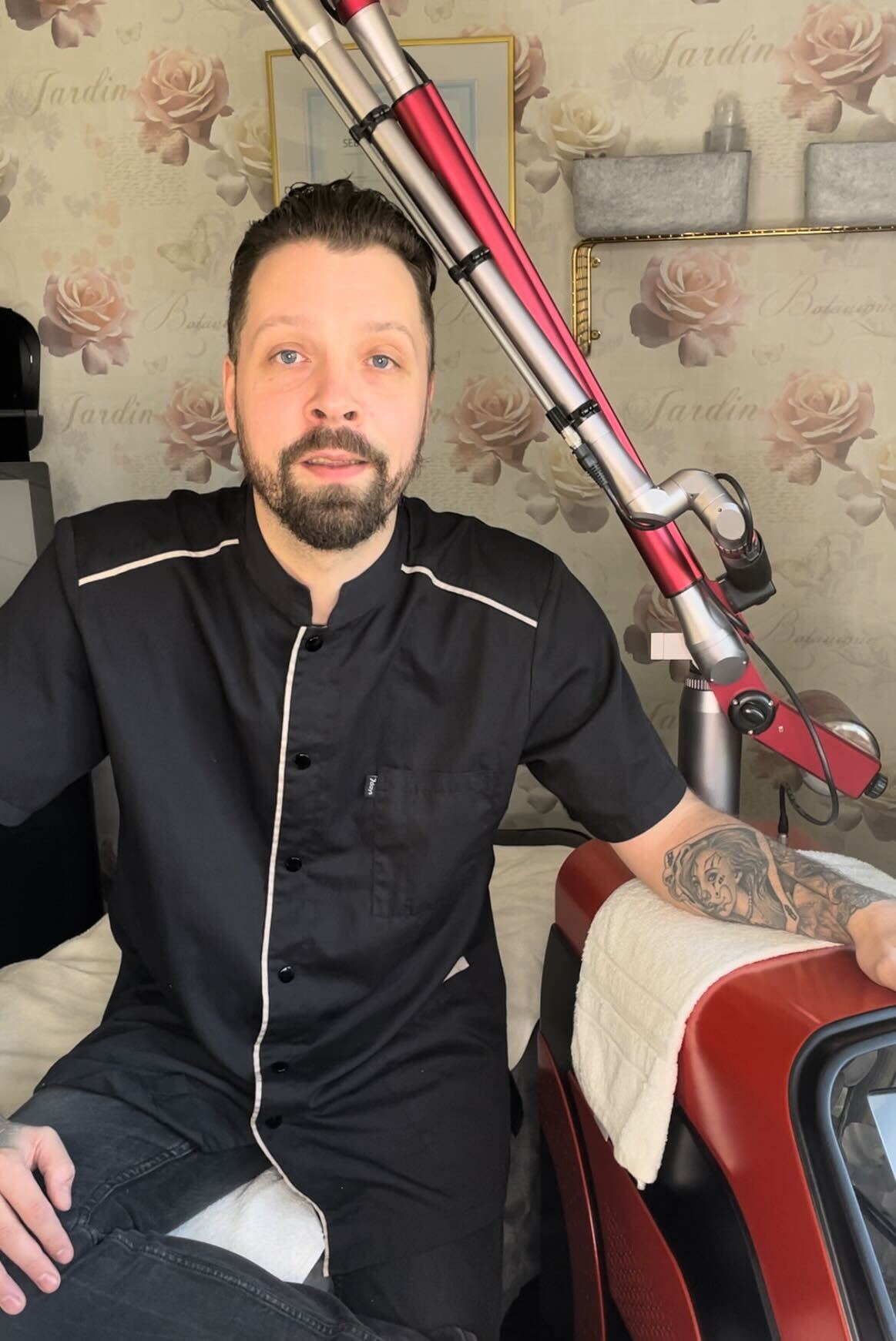 Sebastian Giaretta hos Millisskönhetskrypin i Uddevalla